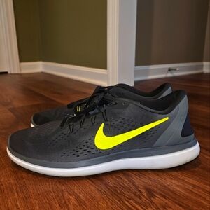 Mens Nike Free Run Size 14 EUC